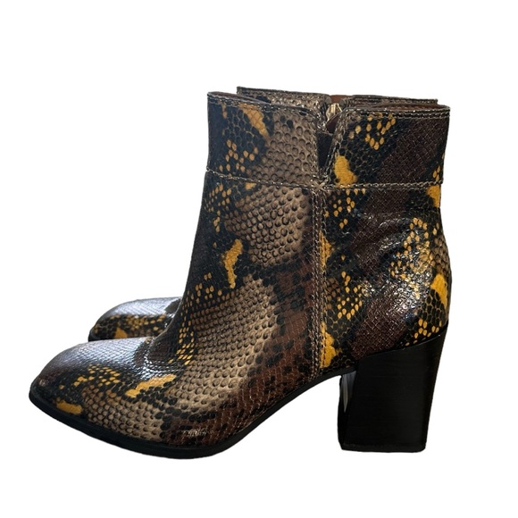 Franco Sarto snake print Booties Women Sz 8 - Picture 5 of 6